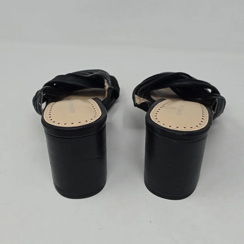 Adrienne Vittadini Annalee Open Toe Block Heel Leather Sandals Size 6
